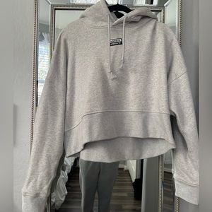 Women’s adidas cropped hoodie. Size XL
